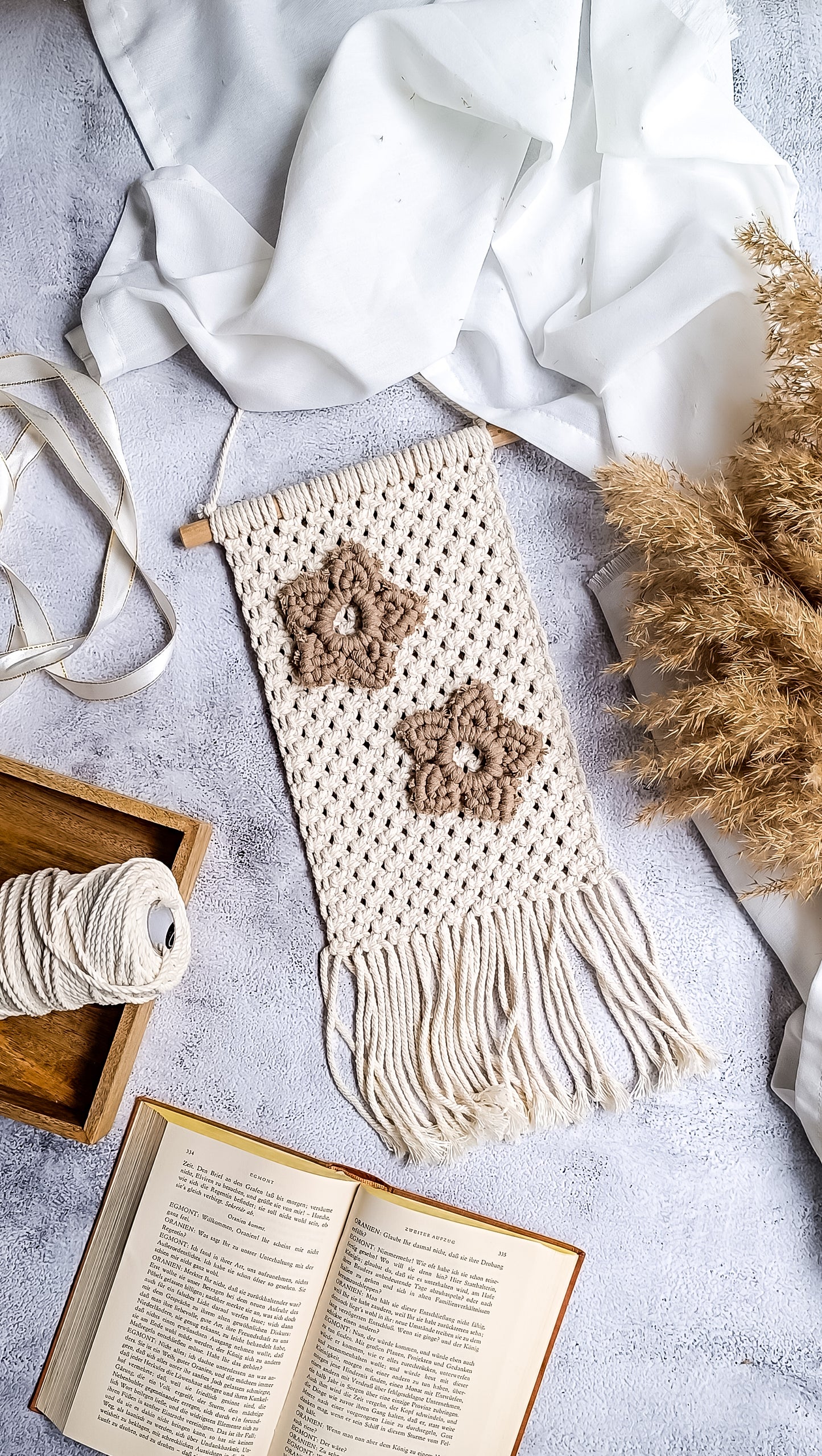 Makramee DIY Kit – Weihnachtlicher Wandbehang mit Sternen | Material & Anleitung