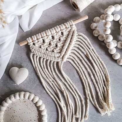 Makramee DIY Kit – Asymmetrischer Wandanhänger | Material & Anleitung