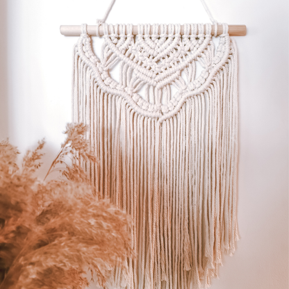 Makramee DIY Kit – Klassischer Wandbehang mit V-Muster | Material & Anleitung