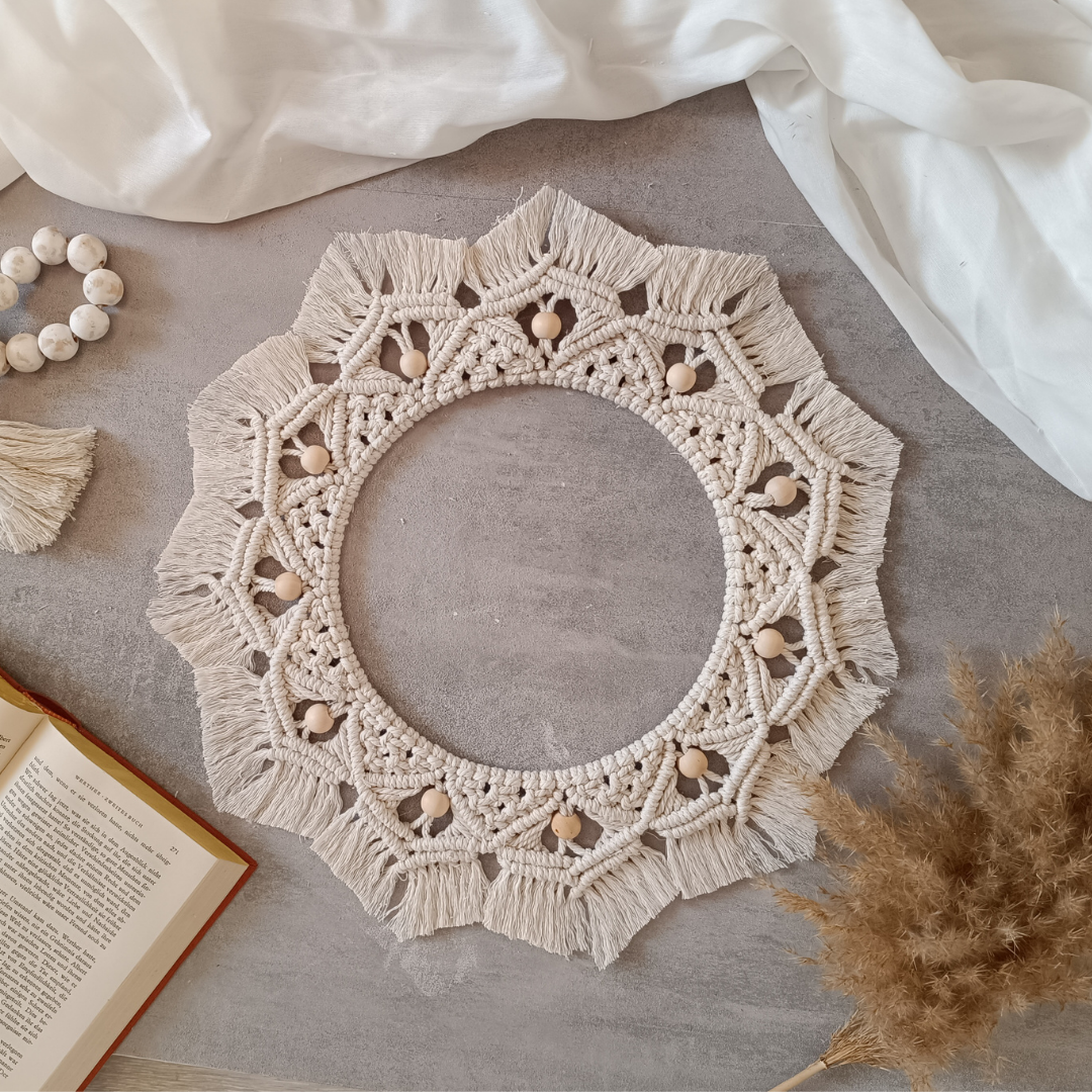 Makramee Kranz Wanddeko – DIY Set Material & Anleitung