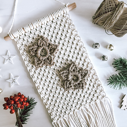 Makramee DIY Kit – Weihnachtlicher Wandbehang mit Sternen | Material & Anleitung