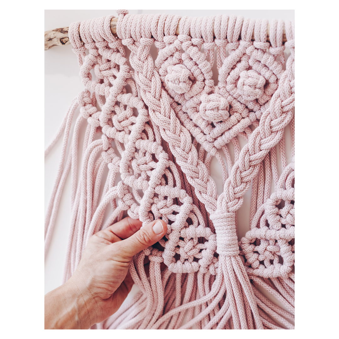 Makramee DIY Kit – Wandbehang mit Zöpfen & Rosetten | Material & Anleitung