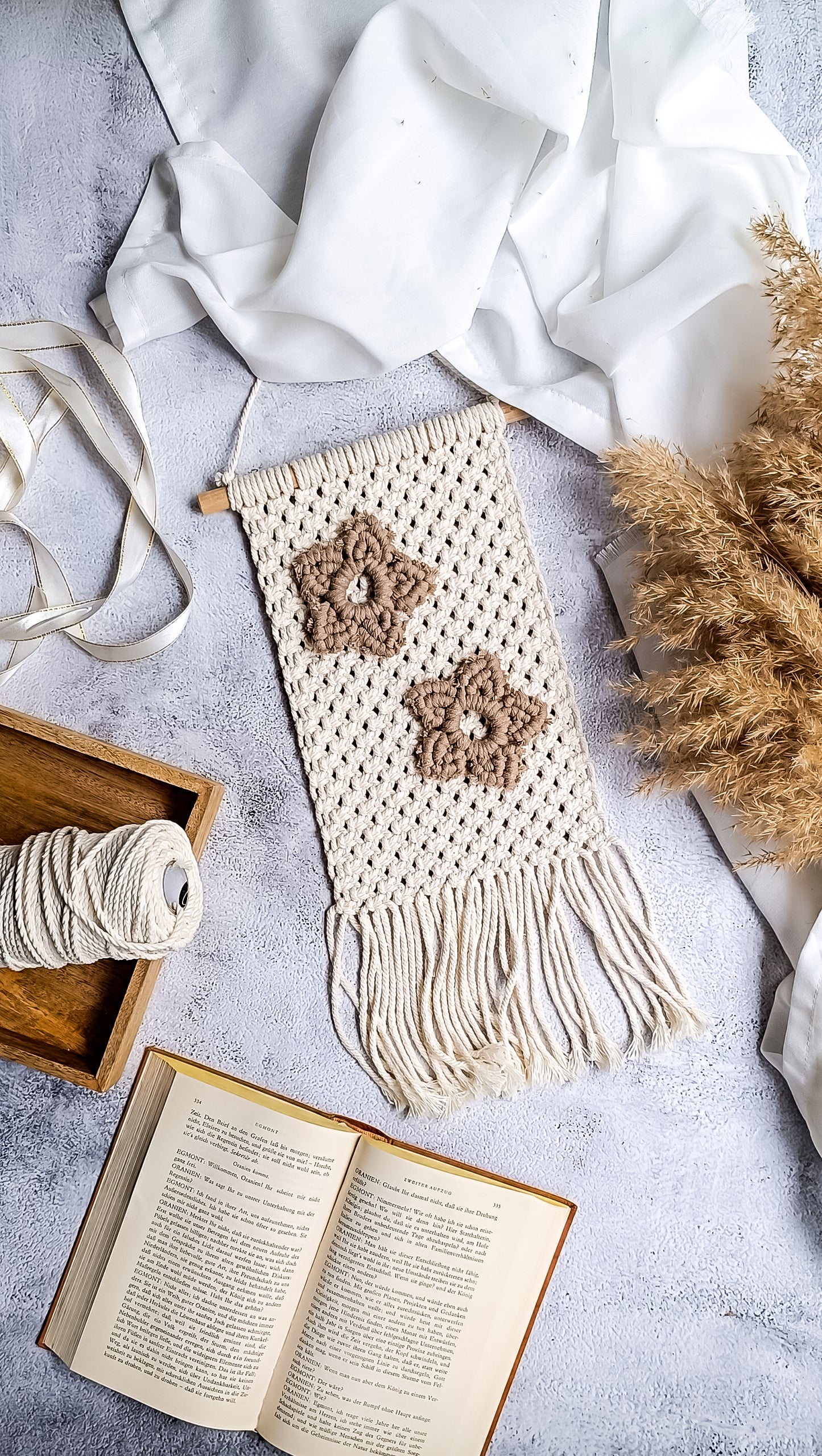 Makramee DIY Kit – Weihnachtlicher Wandbehang mit Sternen | Material & Anleitung