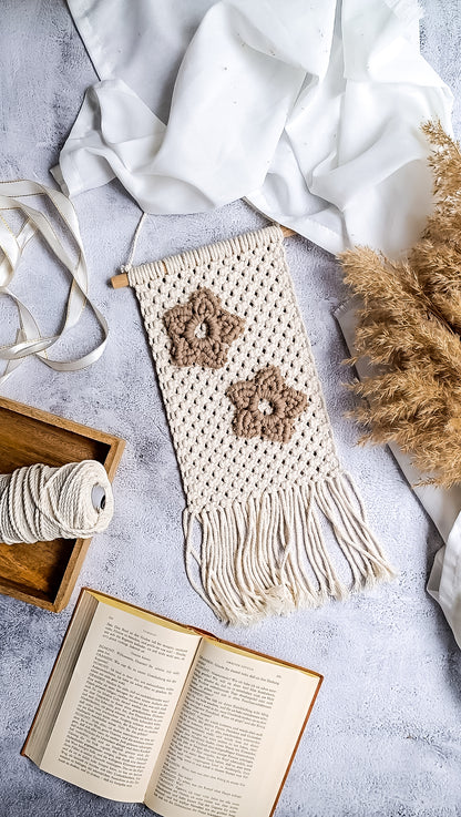 Makramee DIY Kit – Weihnachtlicher Wandbehang mit Sternen | Material & Anleitung