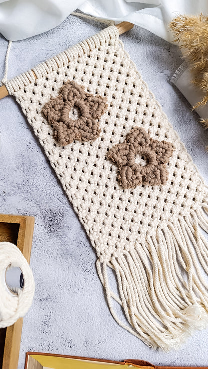 Makramee DIY Kit – Weihnachtlicher Wandbehang mit Sternen | Material & Anleitung