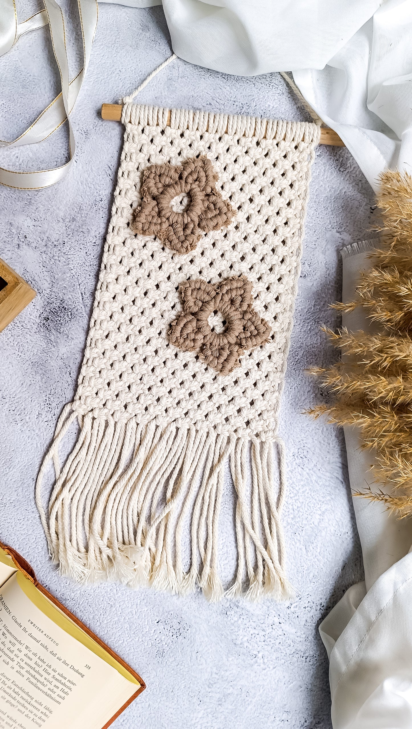 Makramee DIY Kit – Weihnachtlicher Wandbehang mit Sternen | Material & Anleitung