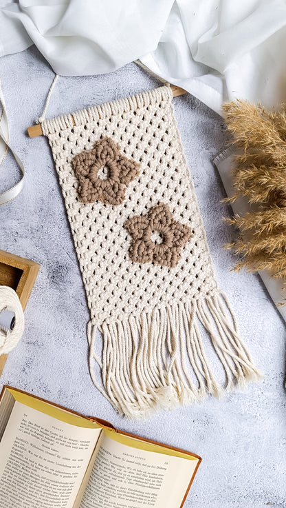 Makramee DIY Kit – Weihnachtlicher Wandbehang mit Sternen | Material & Anleitung