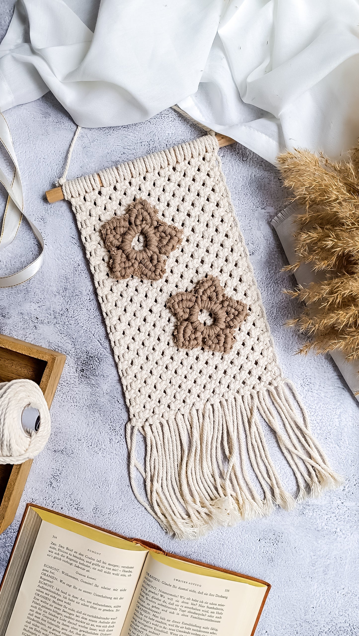 Makramee DIY Kit – Weihnachtlicher Wandbehang mit Sternen | Material & Anleitung